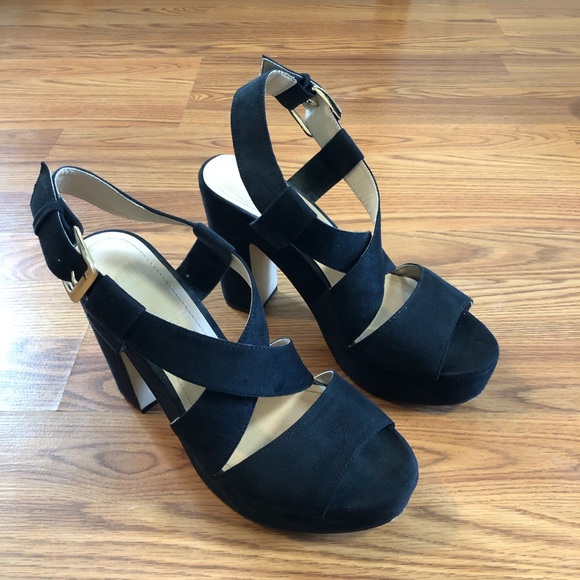 H&M | Shoes | Chunky Platform Velvet Sandals | Poshmark